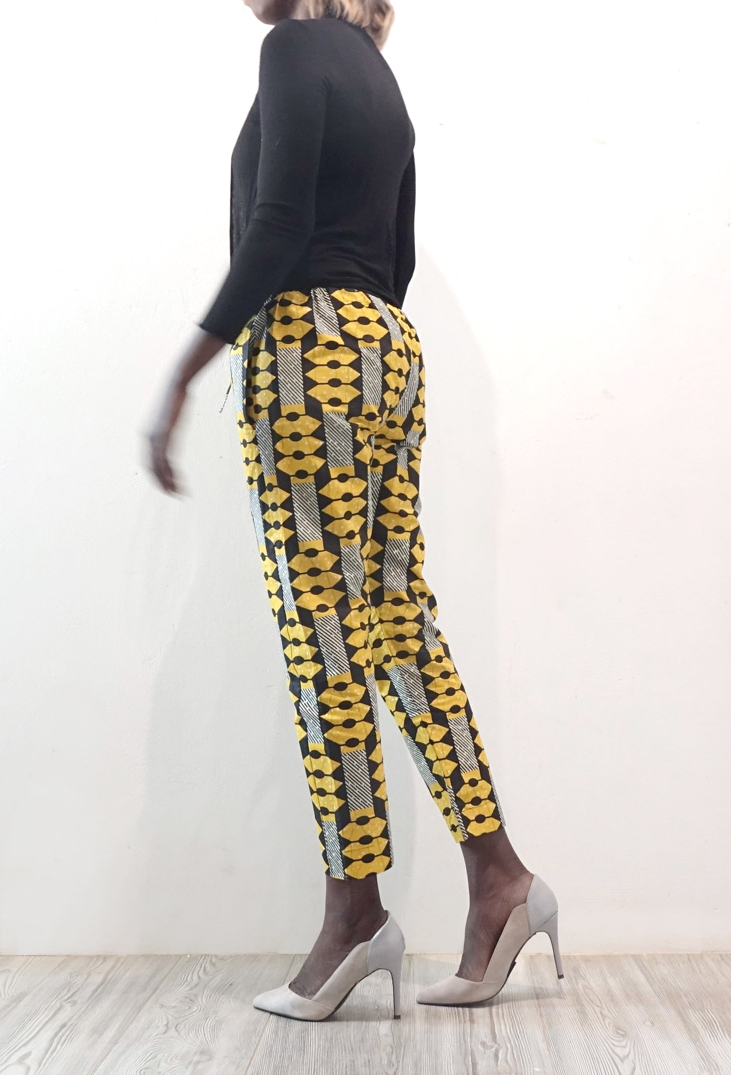 African Print Capri Pants Ankara Style for daily use | Ethnic Trousers for women | Crop pants